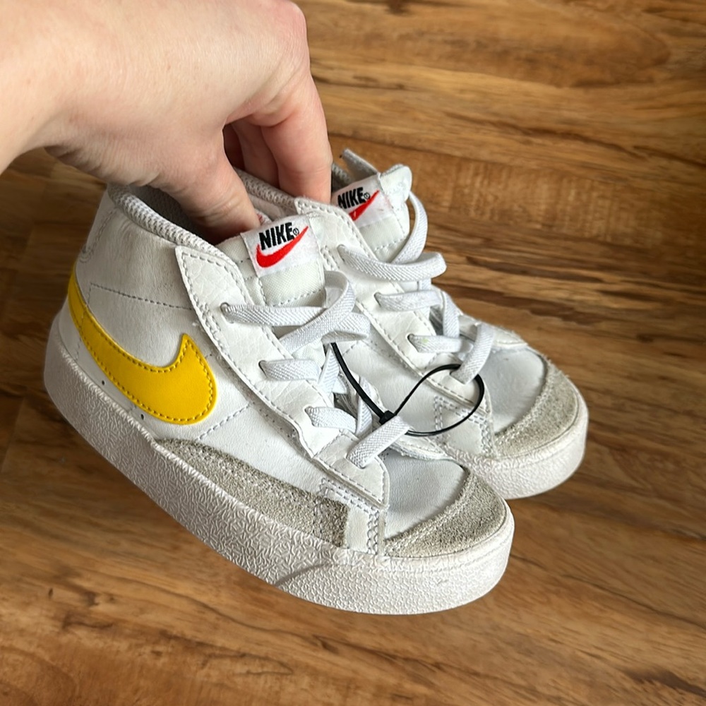Kids nike hightop blazers